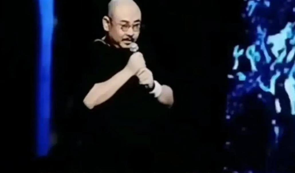 刀郎北京演唱会第三场八个没想到。
一、昨晚徐子尧回归，合声由周煜琦、徐子尧、刀小