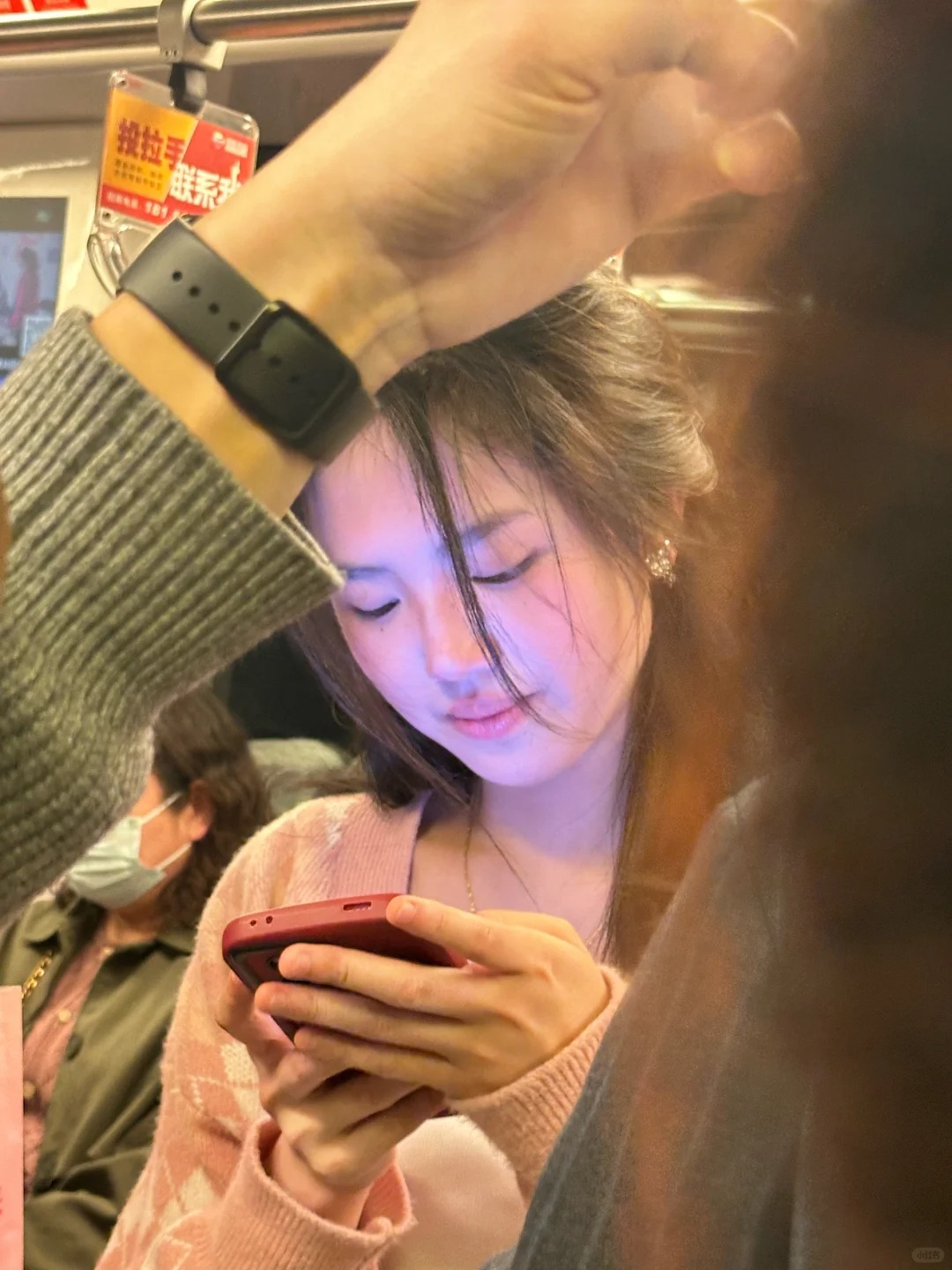 不试试永远不知道室友有多上镜
周六和室友出去玩 她平常都不怎么打扮自己 只有和我