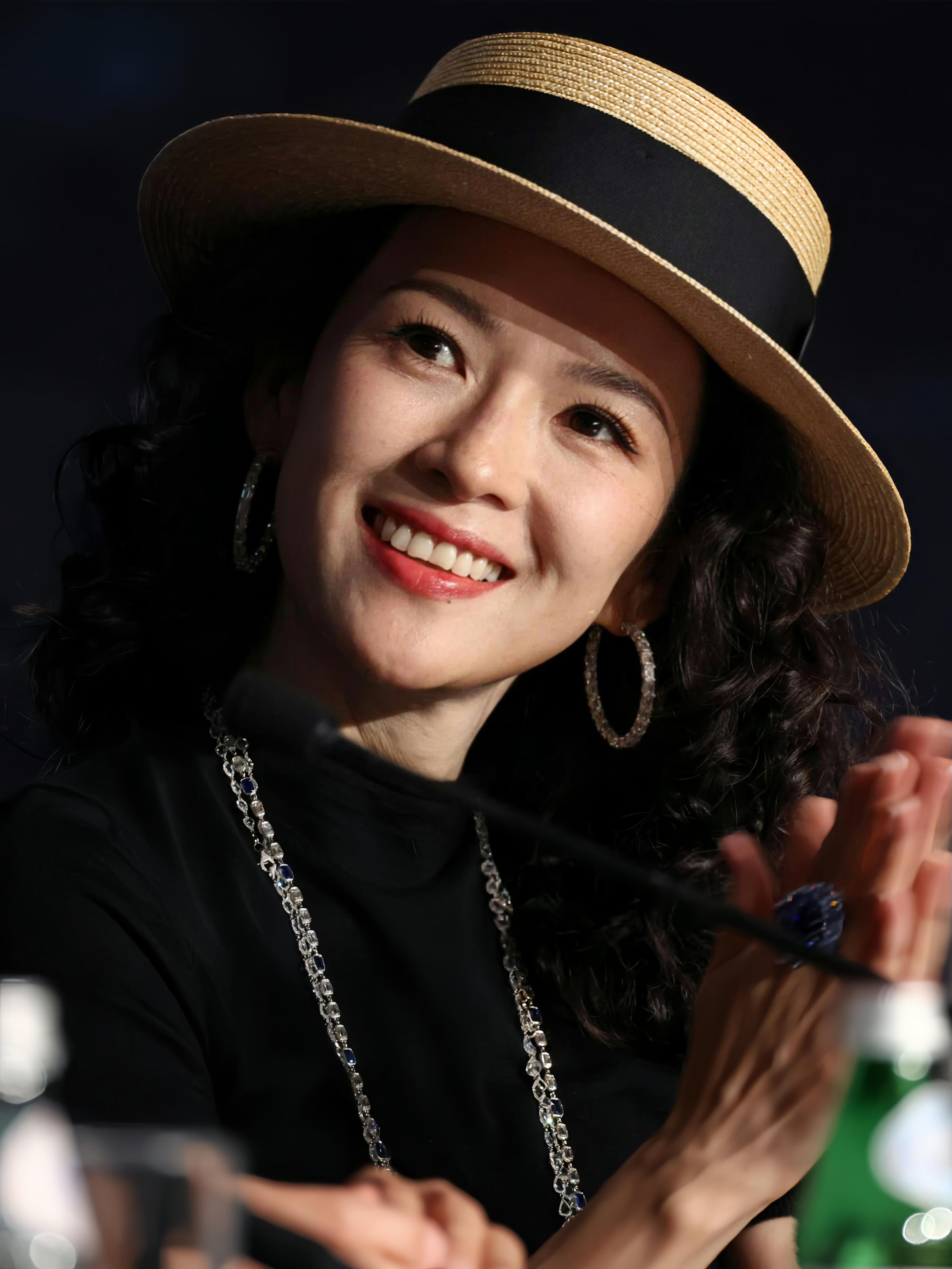 章子怡骨相饱满