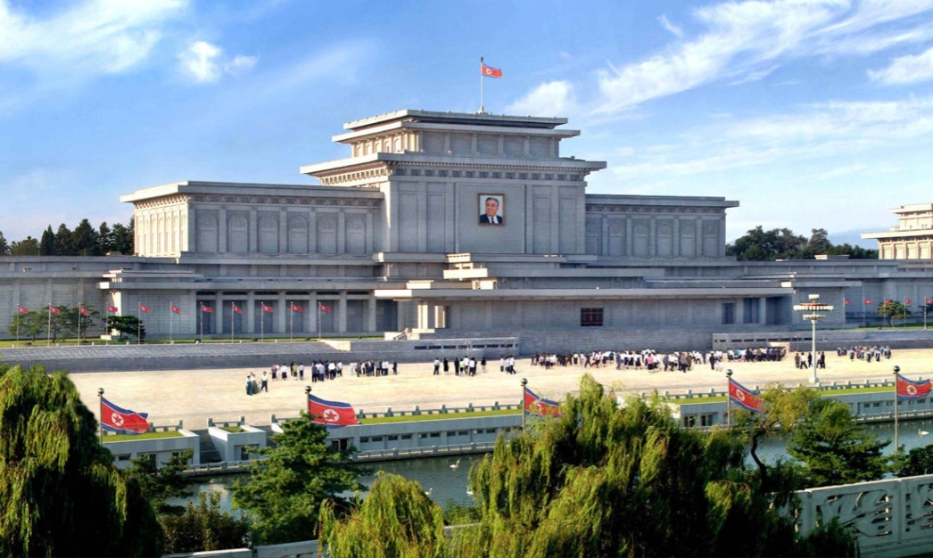 美国媒体说，朝鲜封禁了一些中国和俄罗斯的影视作品。
之前为了安全考虑，朝鲜会封禁