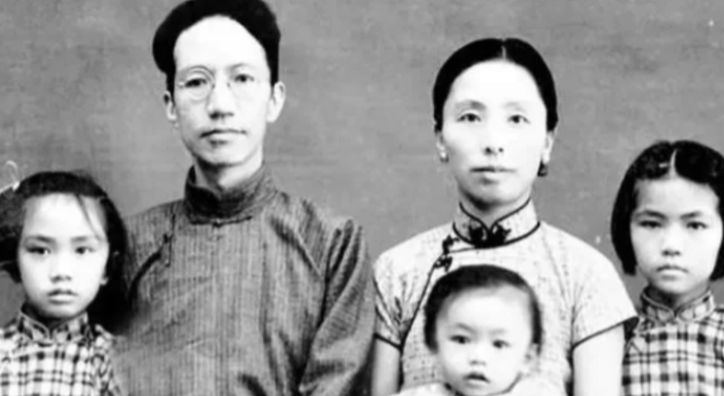 1926年，36岁的大龄剩男陈寅恪，吃住都在同事赵元任家中，他对此很满意，说道：