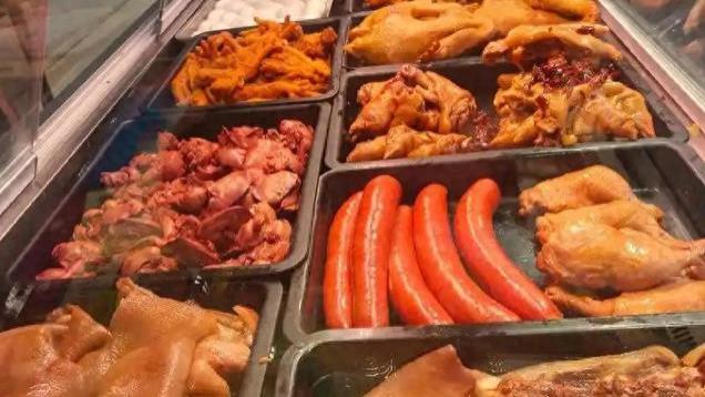 为什么熟食店失宠了？行家说：1斤鲜牛肉卤出2斤肉，你猜啥原因