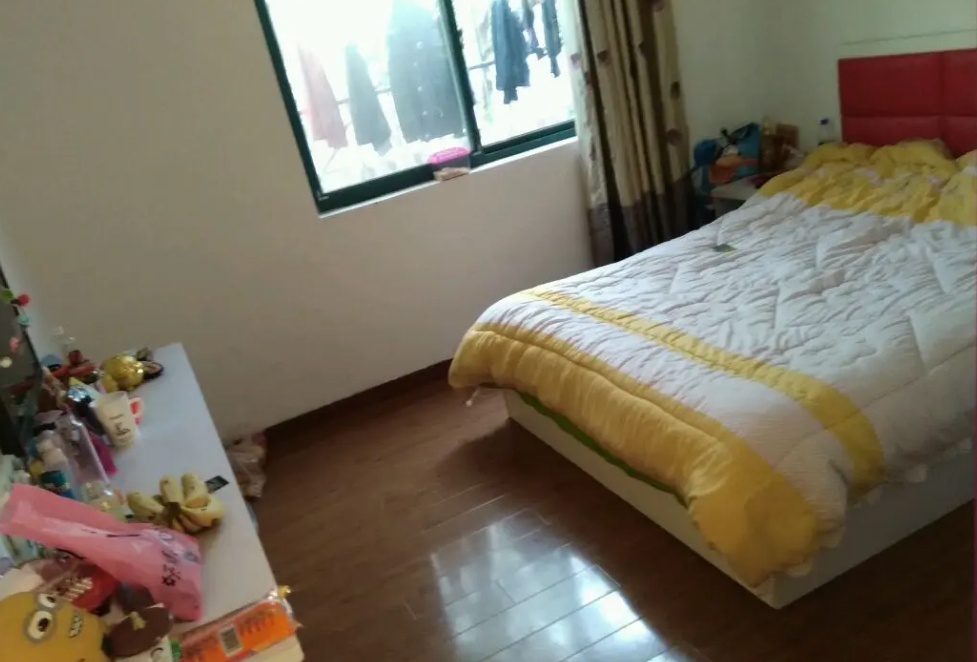 广州，一房东将一套2层小楼房，租给一对夫妻。整整15年，房东都没有怎么涨房租。谁