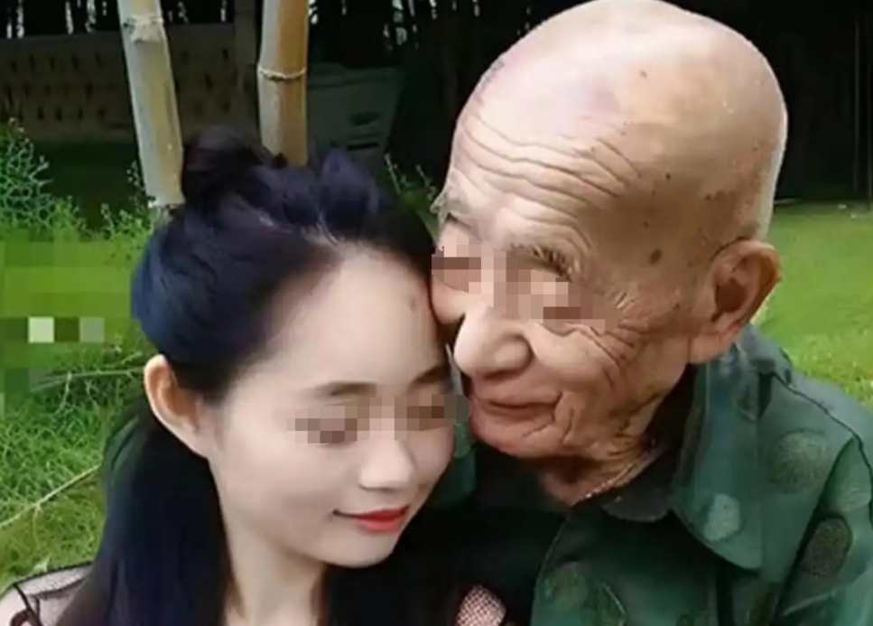 黑龙江，一58岁男子为向38岁女友证明自己是成功男人，分4次向其转账100万元，