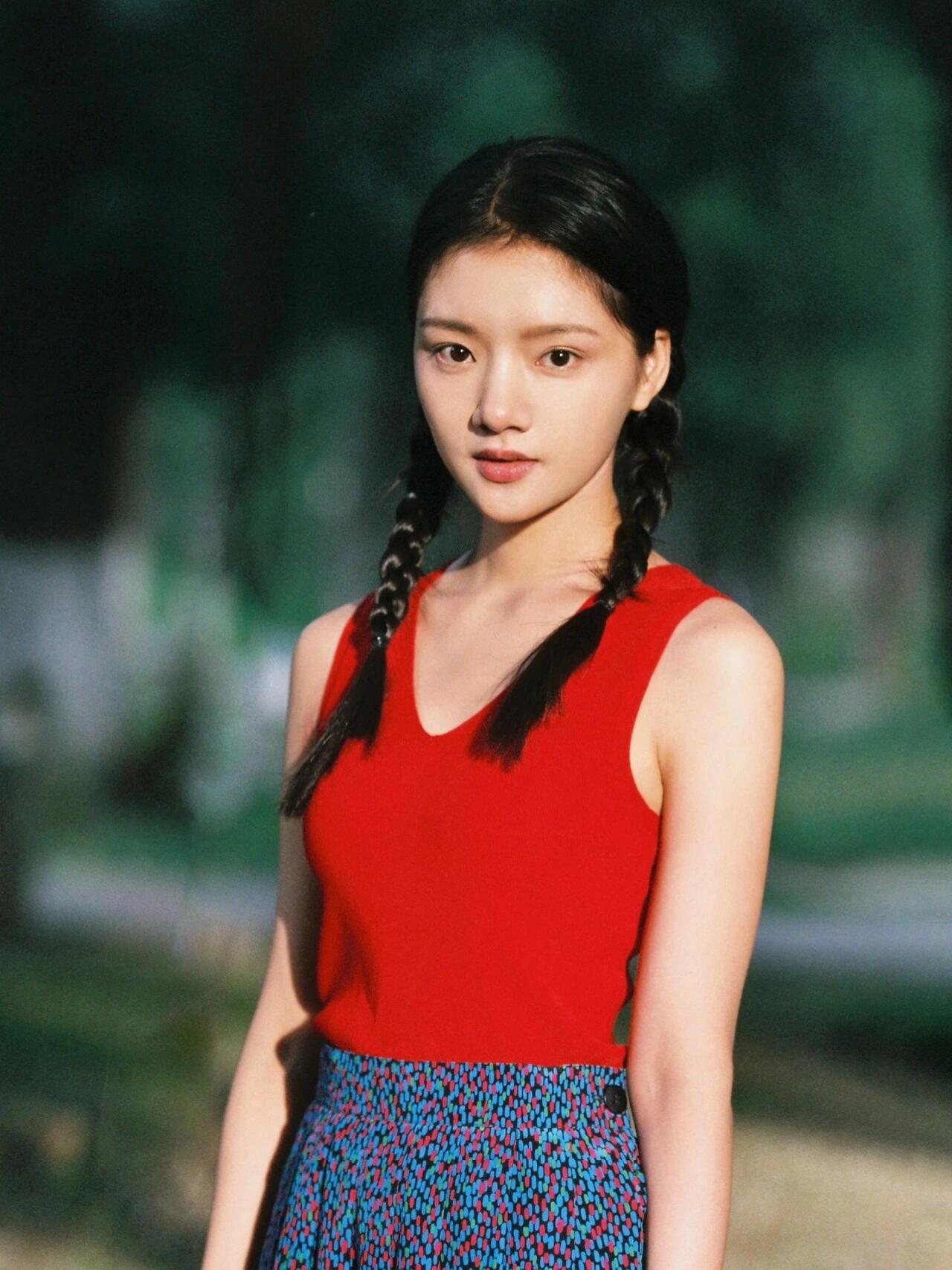 走文艺风的任敏