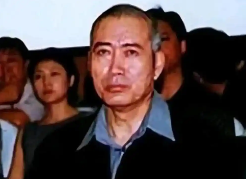 1944年辽宁黑老大邹显卫再也没有曾经的风光，本以为他在狱中遭受折磨，未曾想，他