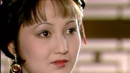 《红楼梦》俏平儿的平衡之术