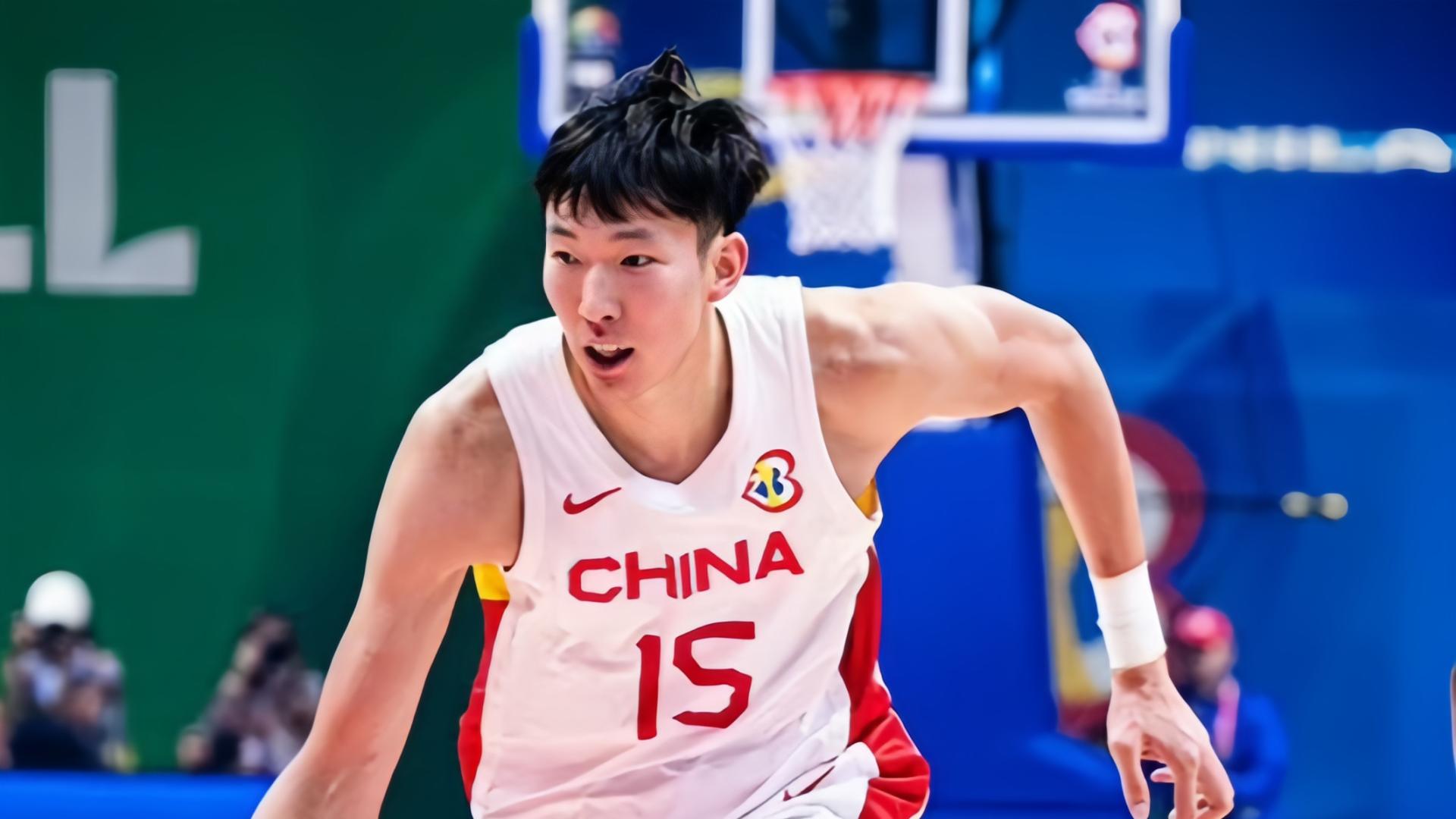 中国男篮核心出炉！7大主力领衔，周琦带队争2连胜，3后卫很强势