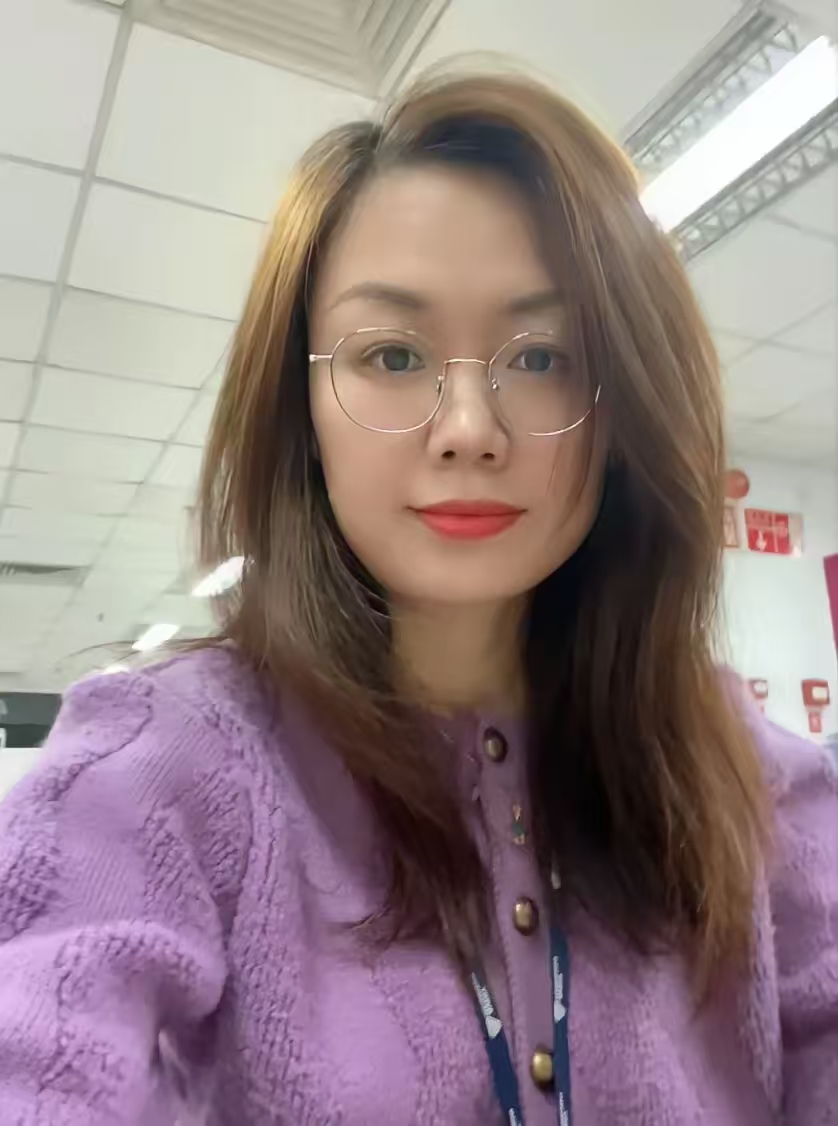 我的丈母娘只有42岁，看她还特别年轻吗？