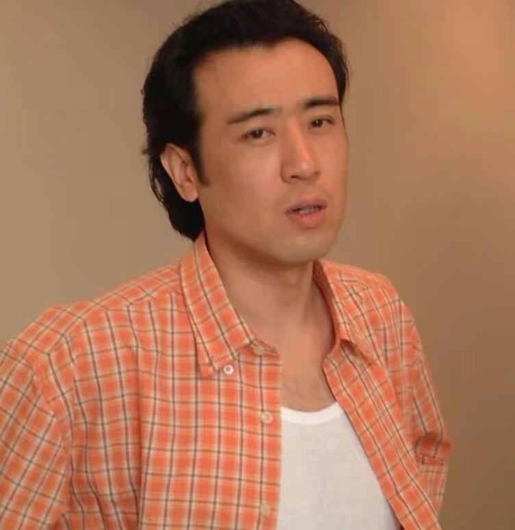 于和伟：从贫困家庭走向荧幕的传奇演员