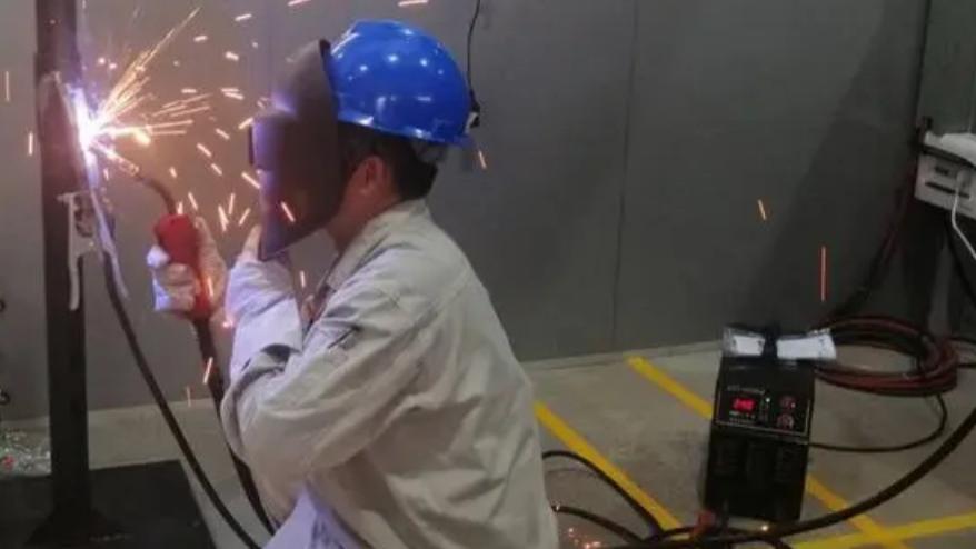 特种工操作者培训中心：打造专业技能的摇篮