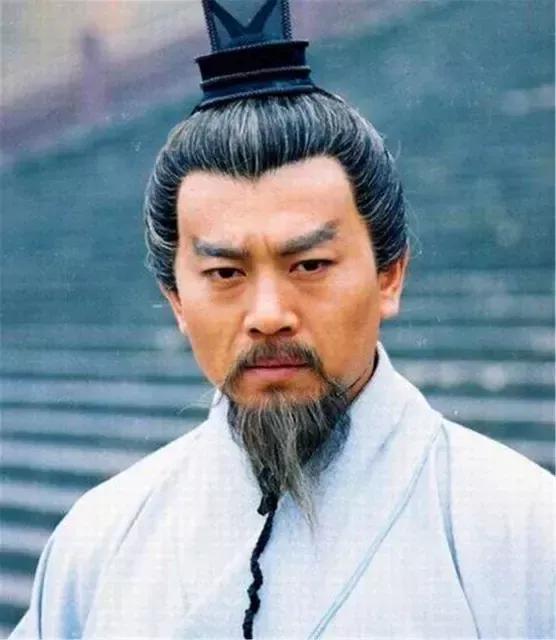 主父偃的悲剧，犹如许多历史人物的命运一样，充满了复杂的政治斗争和深刻的社会象征。