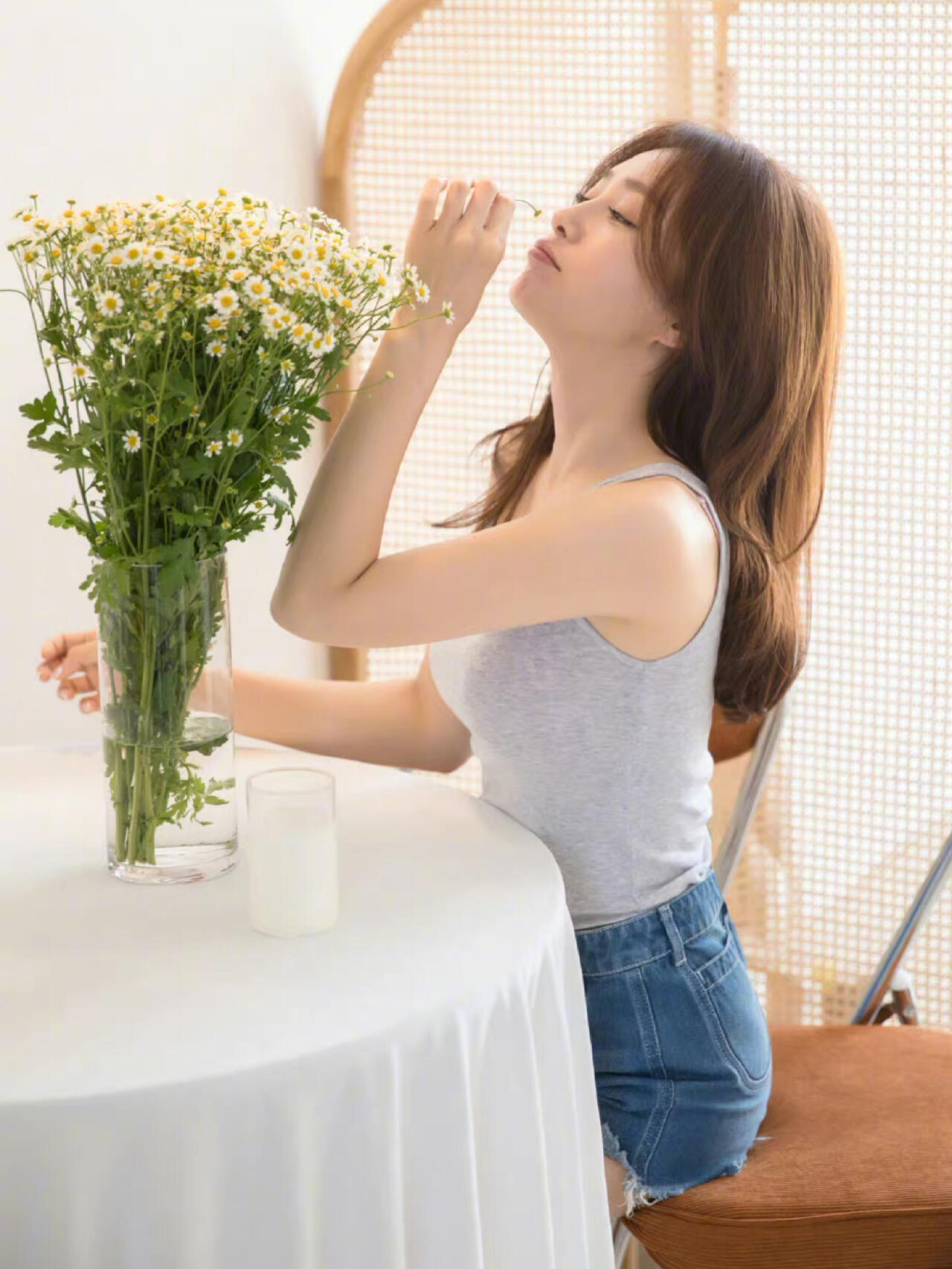 秦岚｜清雅家居家少女风