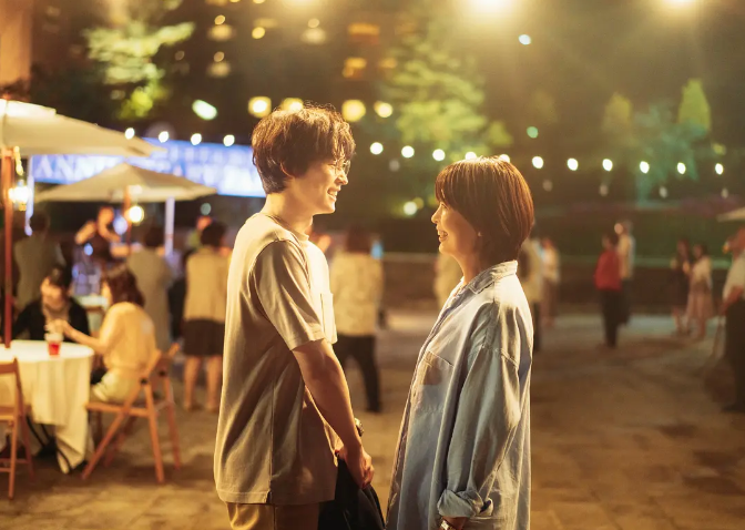 日影《初吻》定档0207，松隆子、松村北斗、吉冈里帆、森七菜主演