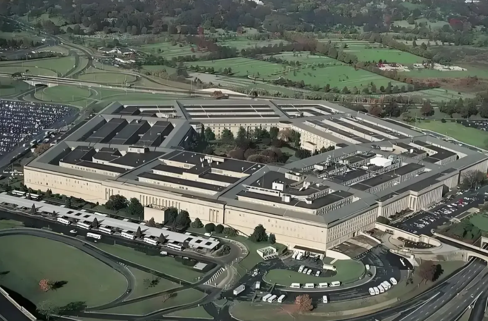 美国终于认识到事态的严重性了。
俄罗斯卫星通讯社11月21日报道，美国国防部战略