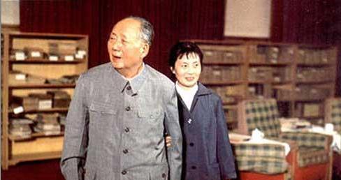 张玉凤会客摆脸色，毛主席批评后竟离席，得知真相后悔不已