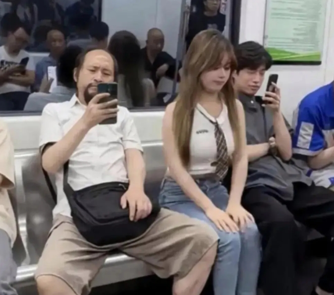 让你嚣张！哈哈哈哈 [大笑][大笑][大笑][大笑][大笑]