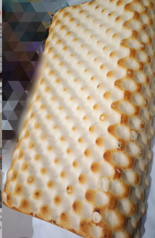 泰国买回来的乳胶枕是不是智商税了？

18年买回来的，偶尔睡睡，而且也不算油头，