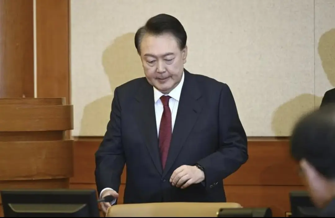 一半一半，韩民调对政党轮替的调查！