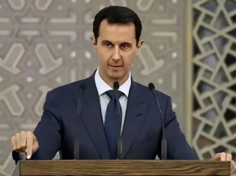 巴沙尔政府告急，是否需要出手相助
大家一定还记得，2023年叙利亚总统巴沙尔·阿