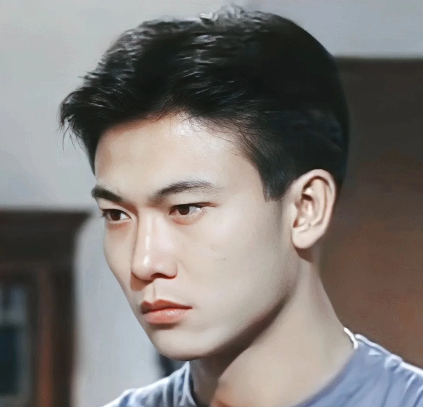 钱小豪：却因“怪癖”前程尽毁