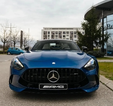 蓝色咬鲨·Mercedes-Benz AMG GT63 
