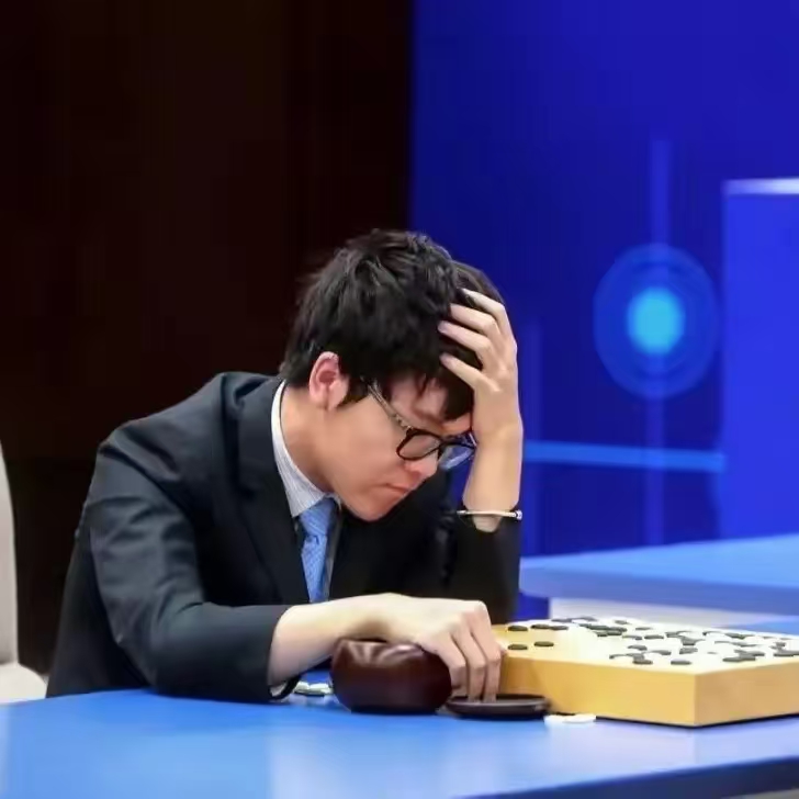 柯洁真是个迷，越来越看不懂他了