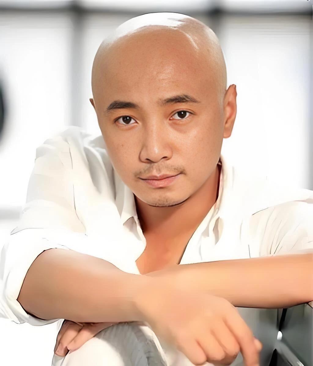 徐峥，中国内地男演员导演编剧
