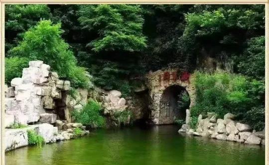 一提起水洞，就会提起本溪水洞，其实沈阳市也有一个水洞，景色不输给本溪水洞，门票线