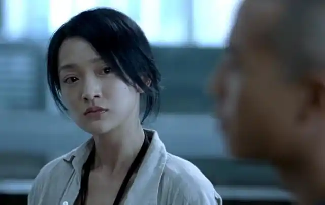 “天才影后”周迅