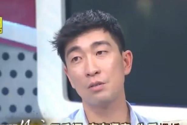 王千源最爱老婆陪他租房多年

                         