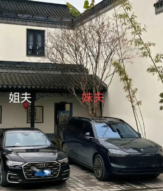 要是开这两个车去丈母娘家，你觉得哪个车能让人更有话语权呢？