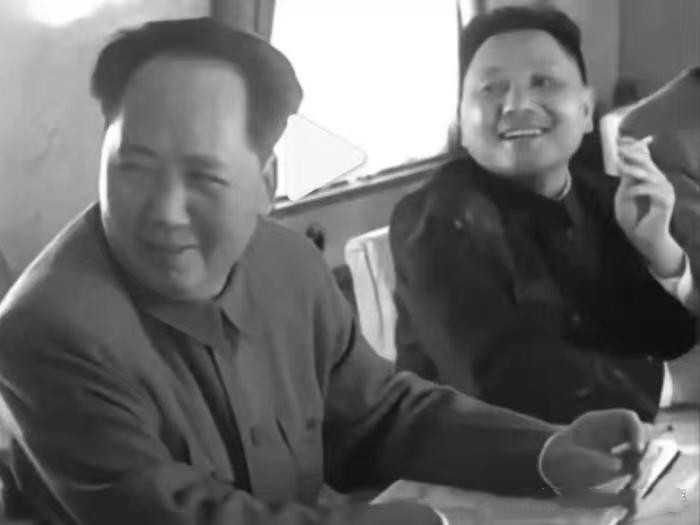 1975年9月，毛主席接见了越南领导人黎笋，黎笋说越南很穷。毛主席却说，现在天下