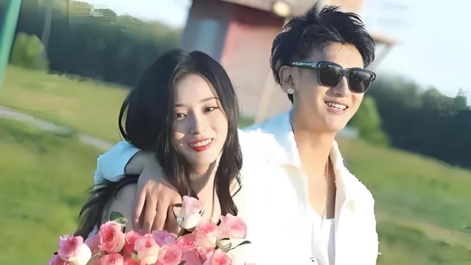 他俩的结婚喜讯，成了娱乐圈的笑话