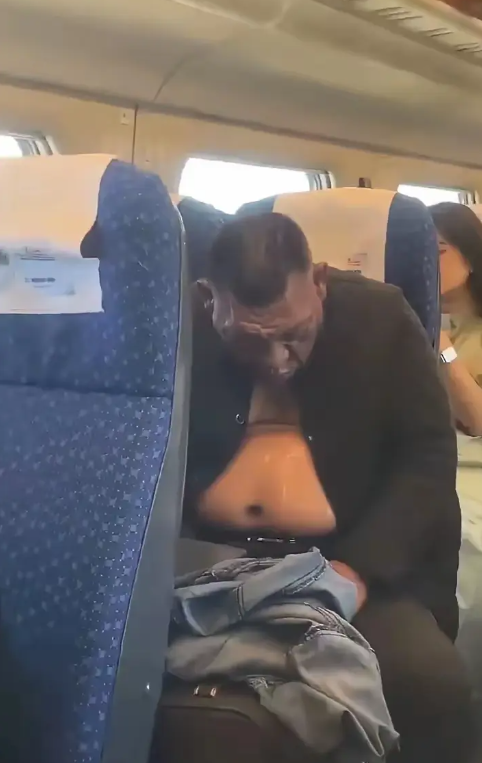 说大哥吃过人我都会信啊