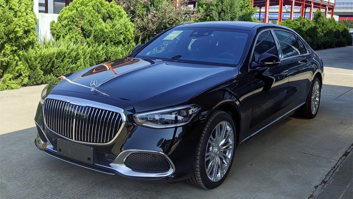 25款迈巴赫S580 4MATIC：它是一台落地超300万的8缸奔驰S级轿车