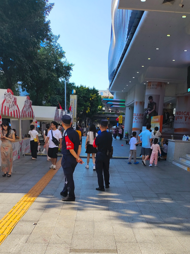 男人过了45岁失业，大部分工厂都不会招聘了，虽然有少数工厂会招，但都是体力活。这