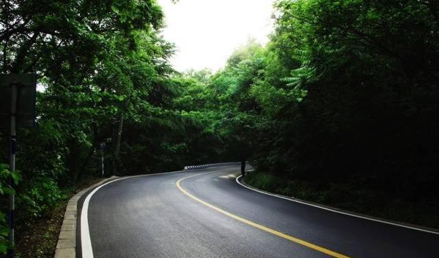 南京龙脖子路灵异事件