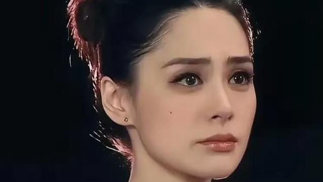 顶级女星阿娇：看走眼了，沦为小鲜肉收割机！