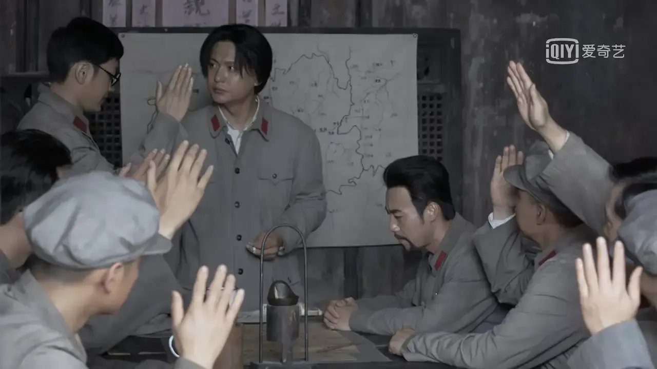 二渡赤水后，我军几乎一致认为国民党在打鼓新场兵力空虚，可以攻打打鼓新场。只有毛主