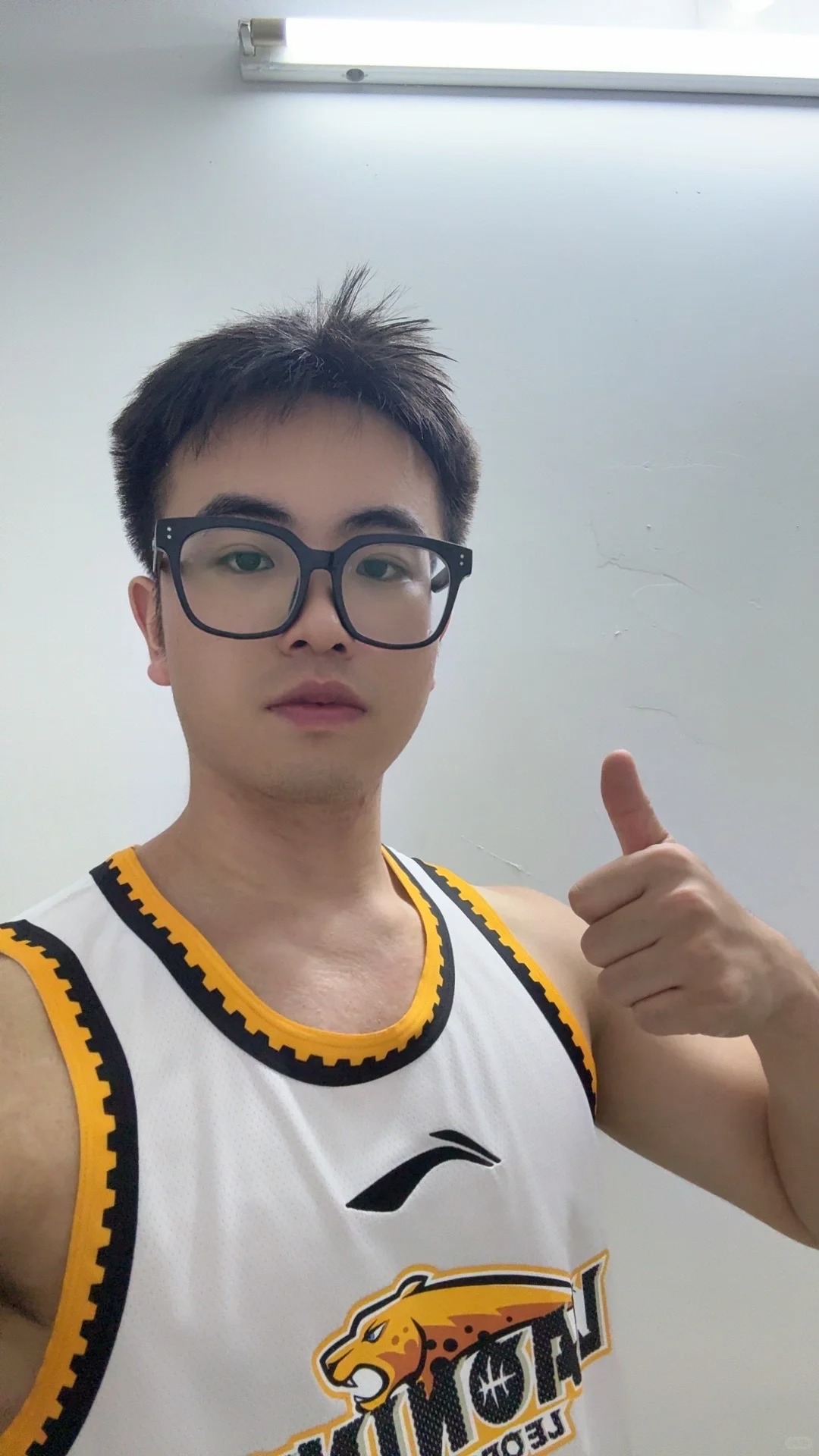 穿辽宁队球衣在广东打球是什么体验？