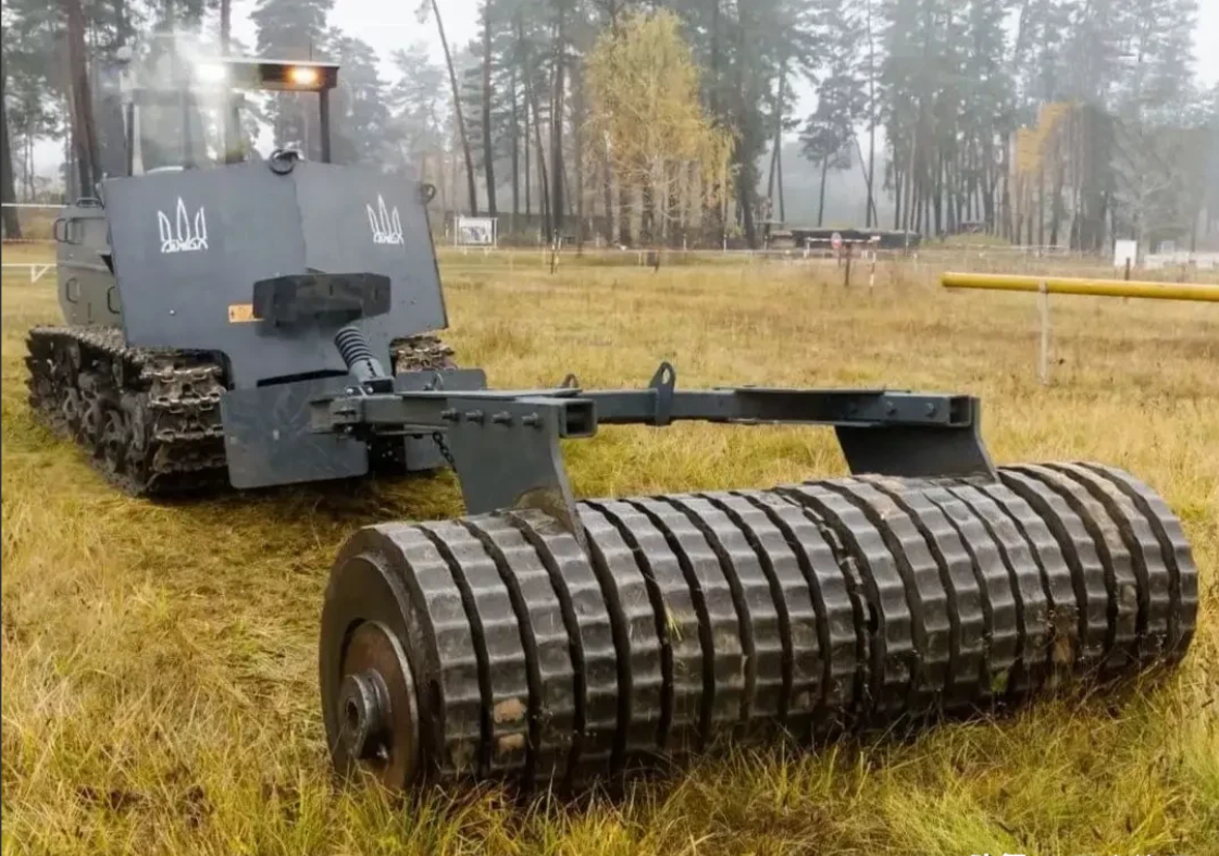 2024年7月份，日本计划援助乌克兰20台排雷机首批4台已运抵库尔斯克边境地区。