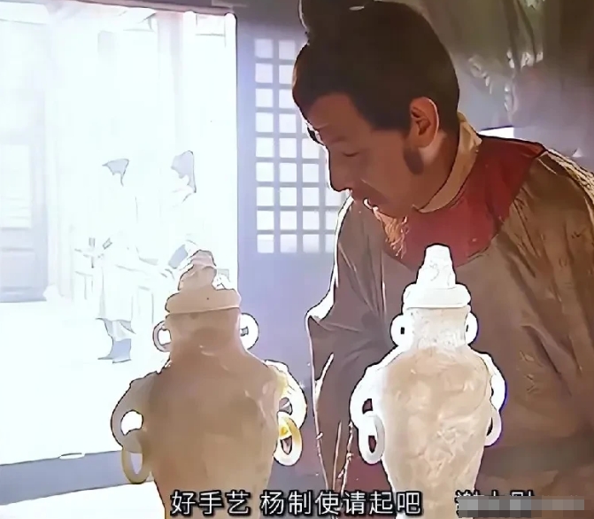 《水浒传》杨志给高俅送礼那一段，能看出杨志的情商实在太低。
要高俅问杨志送的礼是