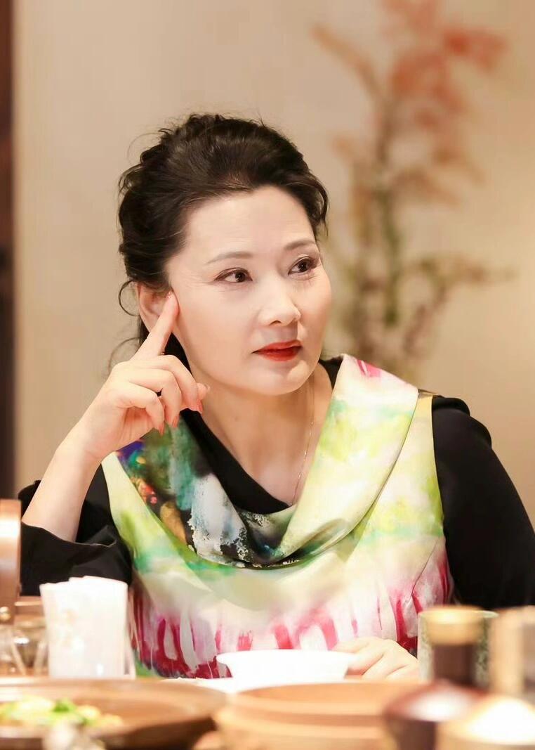何赛飞：越剧传承者