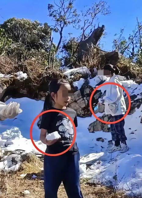 [微风]近日，云南腾冲一8岁女孩与家人一起到山上游玩失联，孩子的父亲表示：当时他