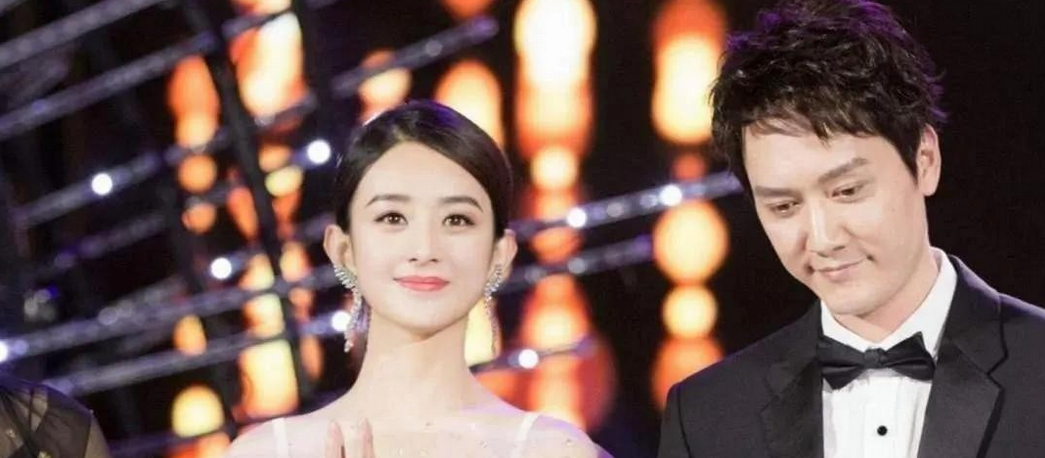 冯绍峰妈妈突然含泪发声：赵丽颖和冯绍峰有了孩子后，赵丽颖不肯生二胎，成天往外跑不