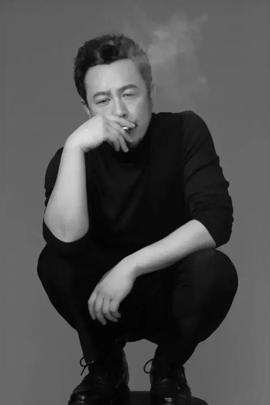 张颂文到底是动了谁的蛋糕？终于有人敢站出来说实话了。

这个人就是王照达导演，他