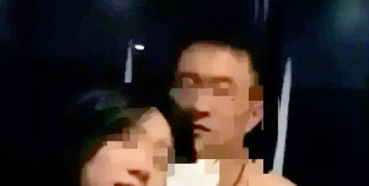 贵州黔南，男子发现妻子出轨朋友后，暴跳如雷，妻子却异常冷静，主动提出离婚，放弃所