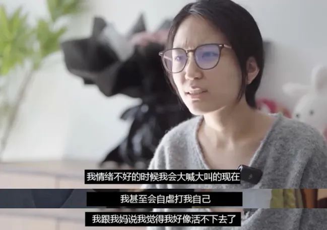 “挖呀挖”女幼师近照曝光！曾被造谣“下海”，评论区群嘲不断（挖呀挖呀挖儿歌歌词）-第8张图片-九妖电影
