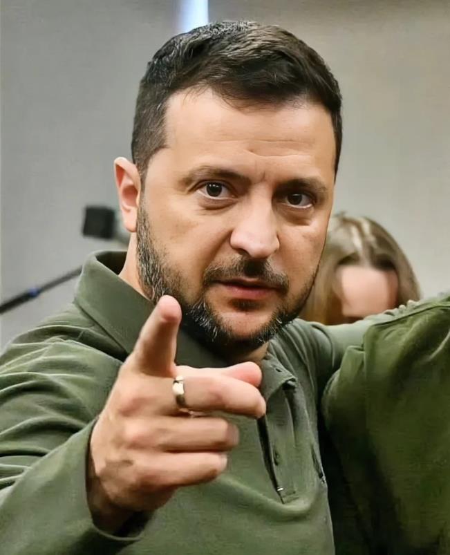 太震惊了！面对美国希望乌克兰尽快举行选举、俄罗斯已经不在承认泽连斯基是乌克兰合法